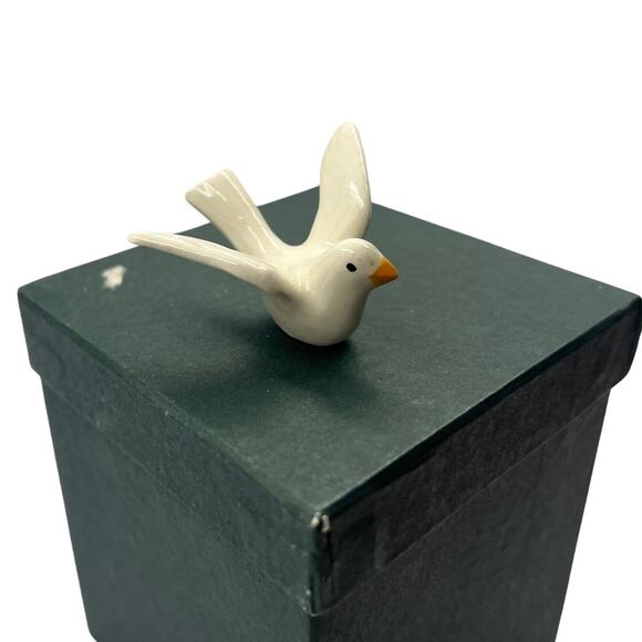 Vintage Bone China Seagull Bird White Japan Free Standing Figurine Trinket Beach - Picture 2 of 6